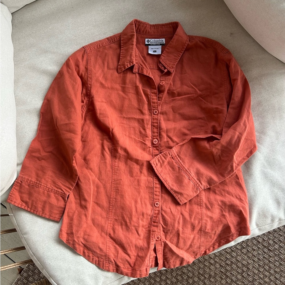 Columbia Button-Up Shirt